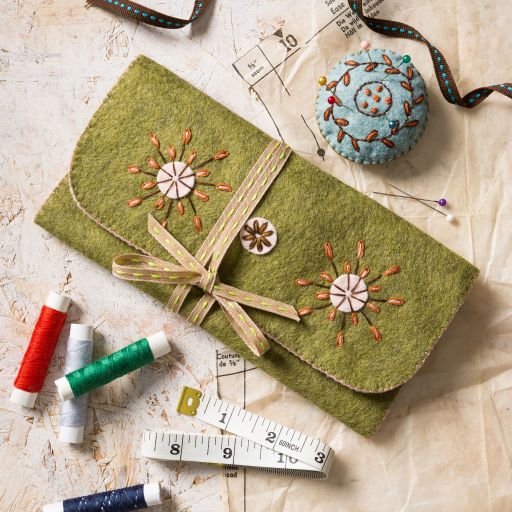 Corinne Lapierre Felt Kit | Sewing Roll Craft Kit - Image 3