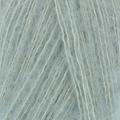 Lang Yarns | Cashmere Dreams Hat or Scarf kit - Image 3